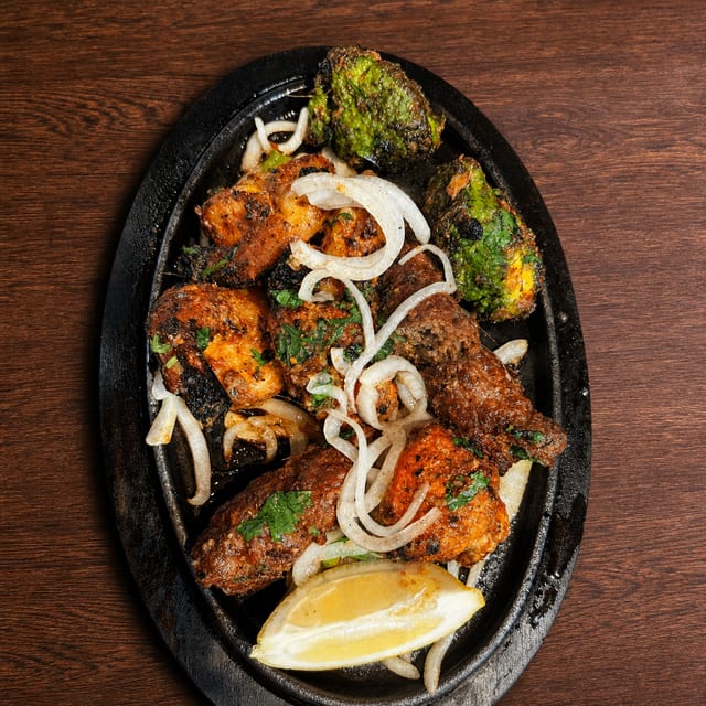 Royal India Tandoori Mix Platter.